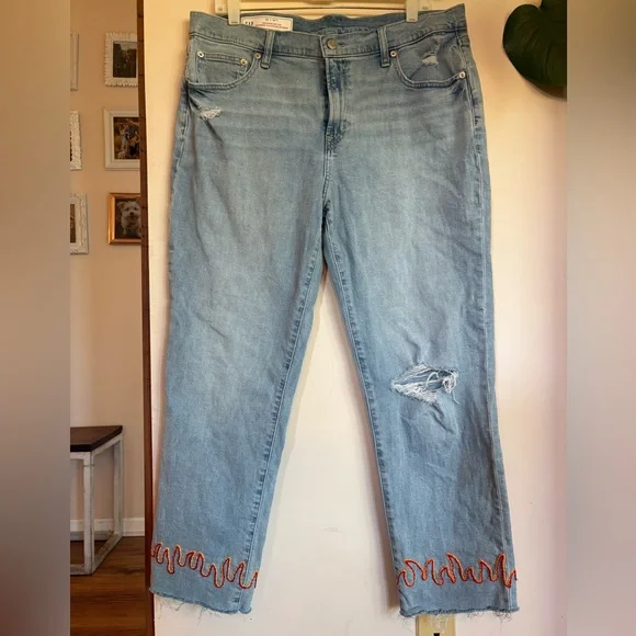 Hand Embroidered Flames Hem Jeans ❤️‍🔥 - Picture 2 of 8